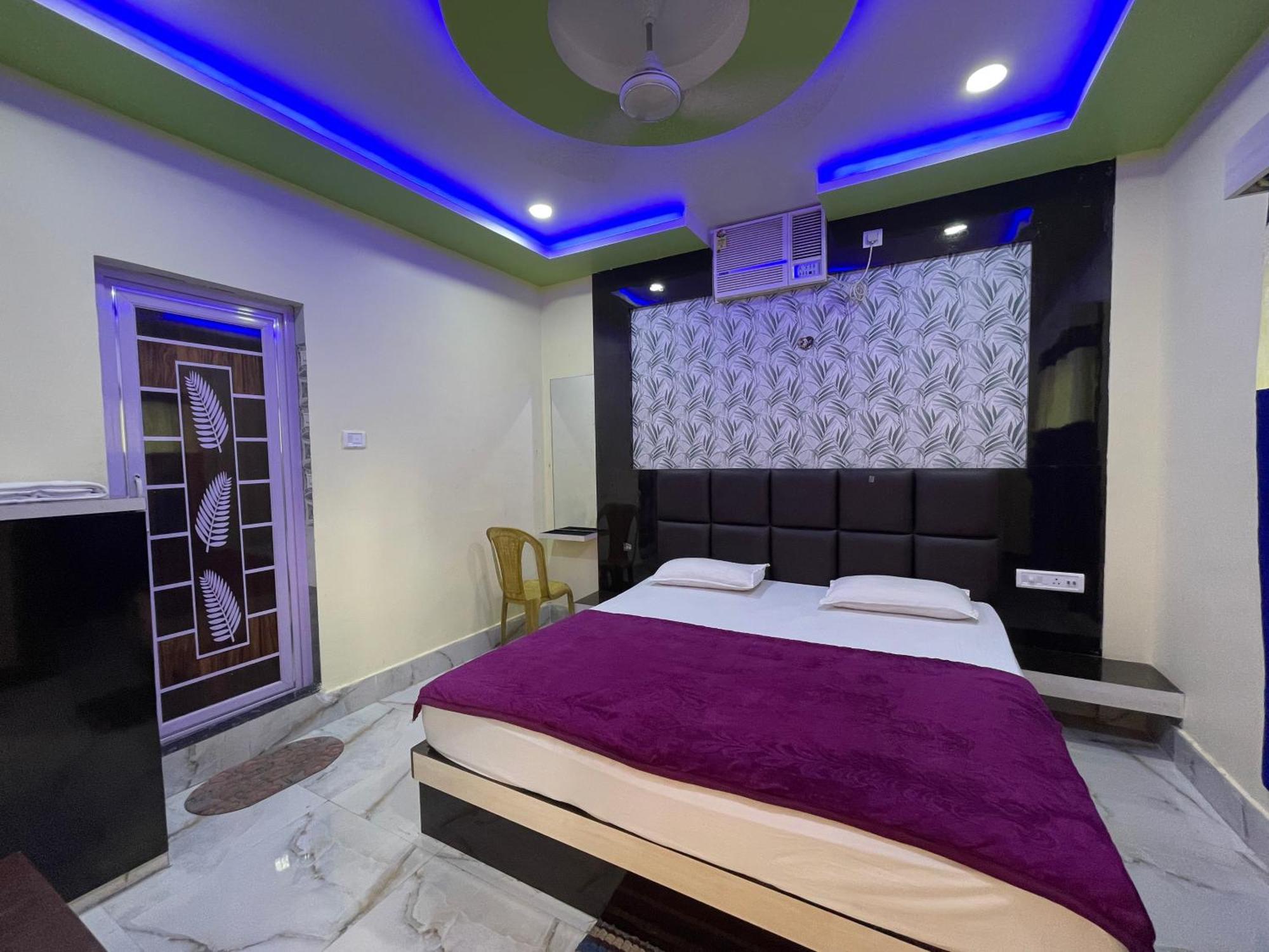 Raghunath Palace Hotel